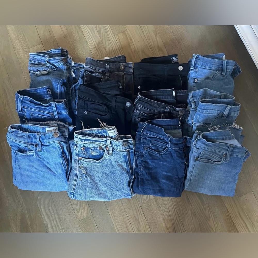 SOLD 12 pairs of Jeans - size 25